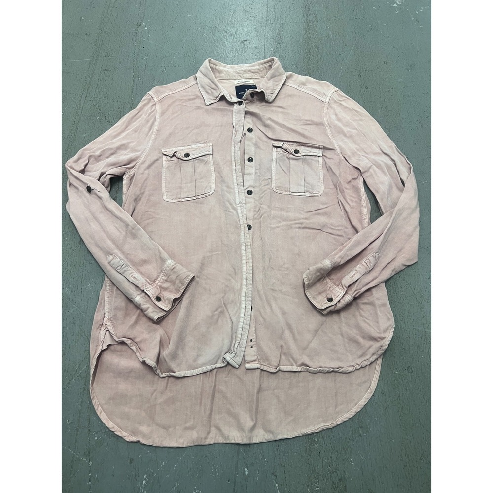 American Eagle Outfitters Shirt Womens M Pink Boyfriend Fit Button-Up Classic
